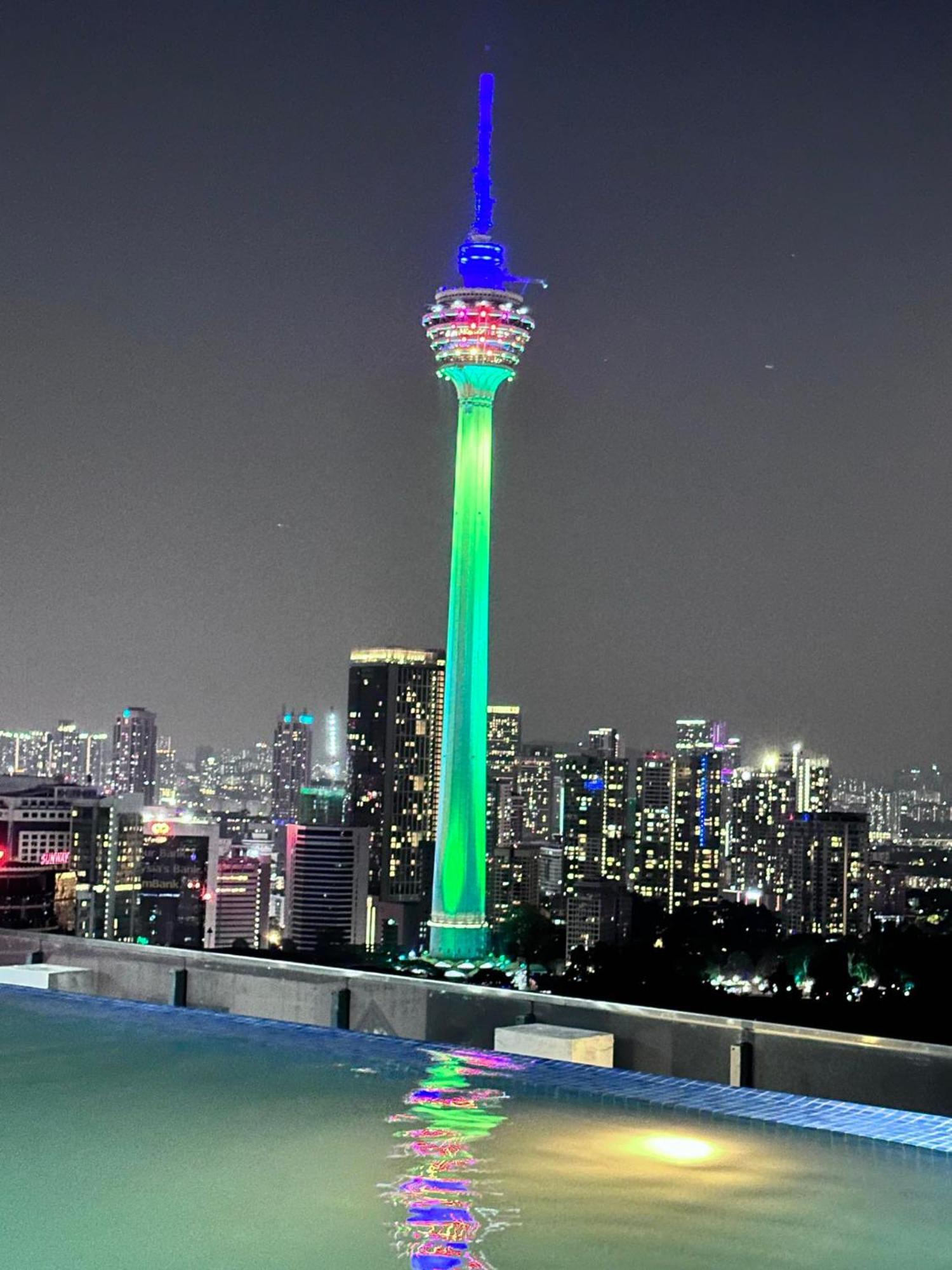 クアラルンプールThe Luxe Infinitum Klcc By Kl Malaysiaアパートメント エクステリア 写真