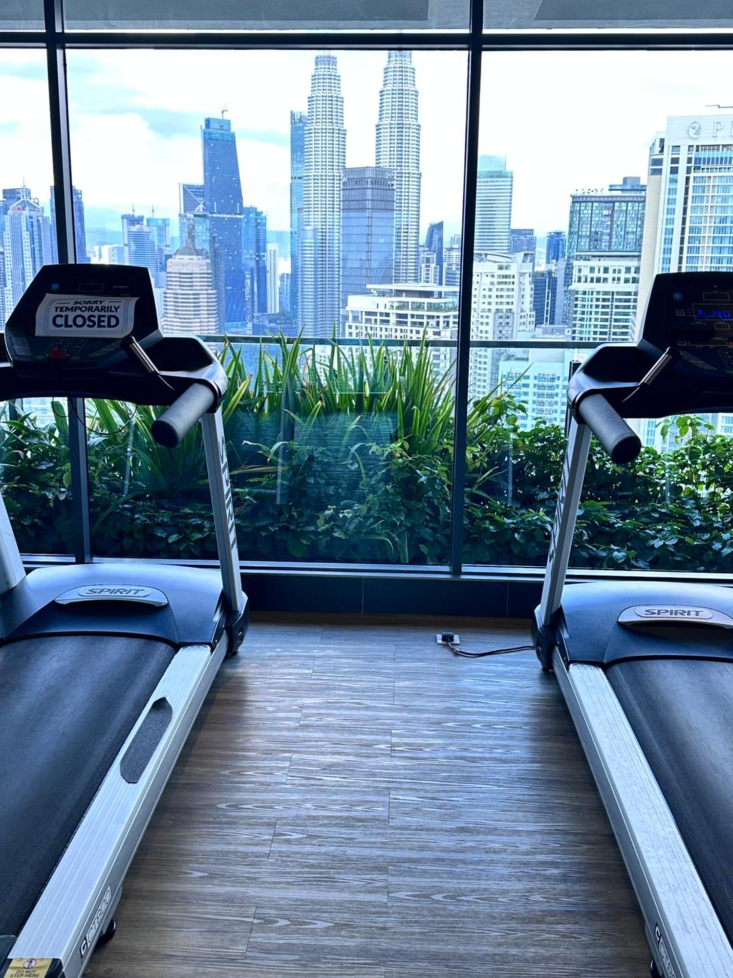 クアラルンプールThe Luxe Infinitum Klcc By Kl Malaysiaアパートメント エクステリア 写真