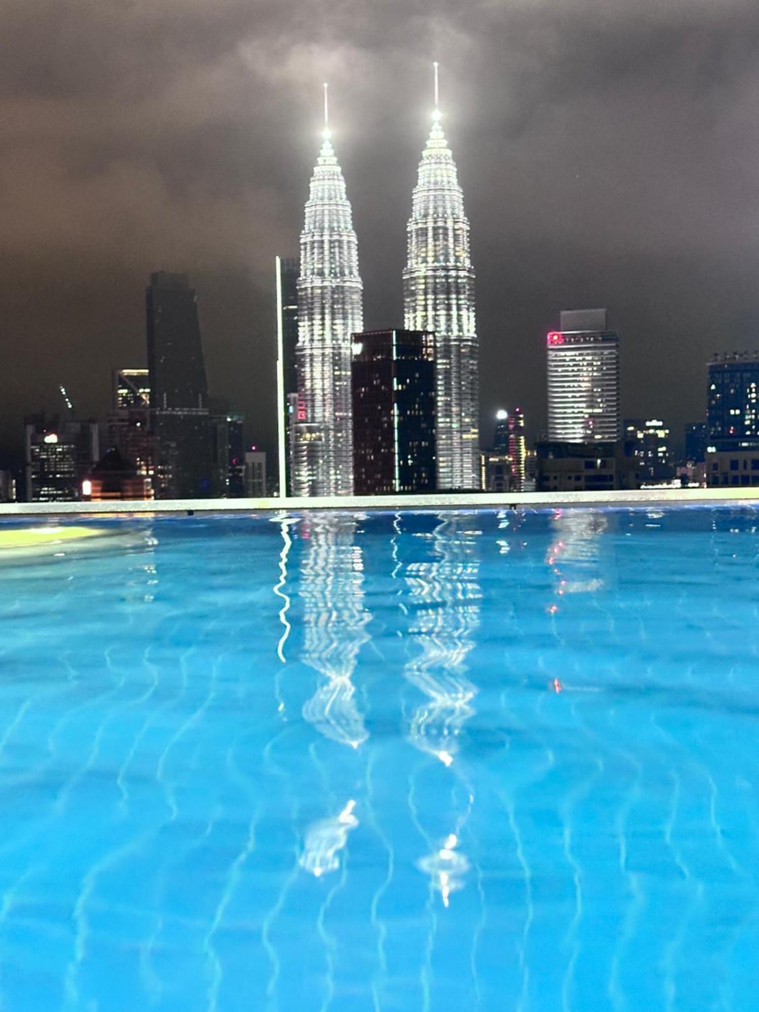 クアラルンプールThe Luxe Infinitum Klcc By Kl Malaysiaアパートメント エクステリア 写真